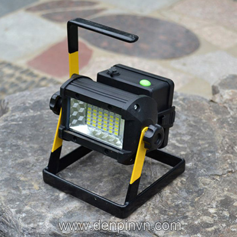 Đèn pha Led OutDoor W807 công suất 50W Đèn pha Led OutDoor W807 công suất 50W