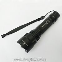 Đèn pin MantaRay C8 mini Cree XP-L HI V3
